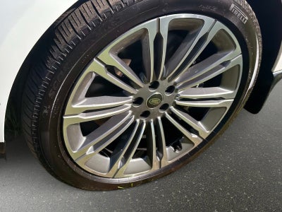 2025 Land Rover Range Rover P530 SE LWB 7 Seat