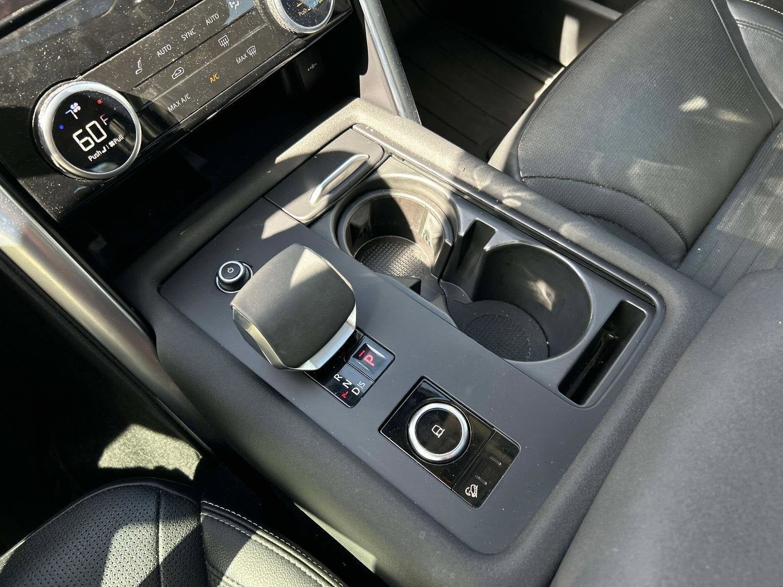 2023 Land Rover Discovery S