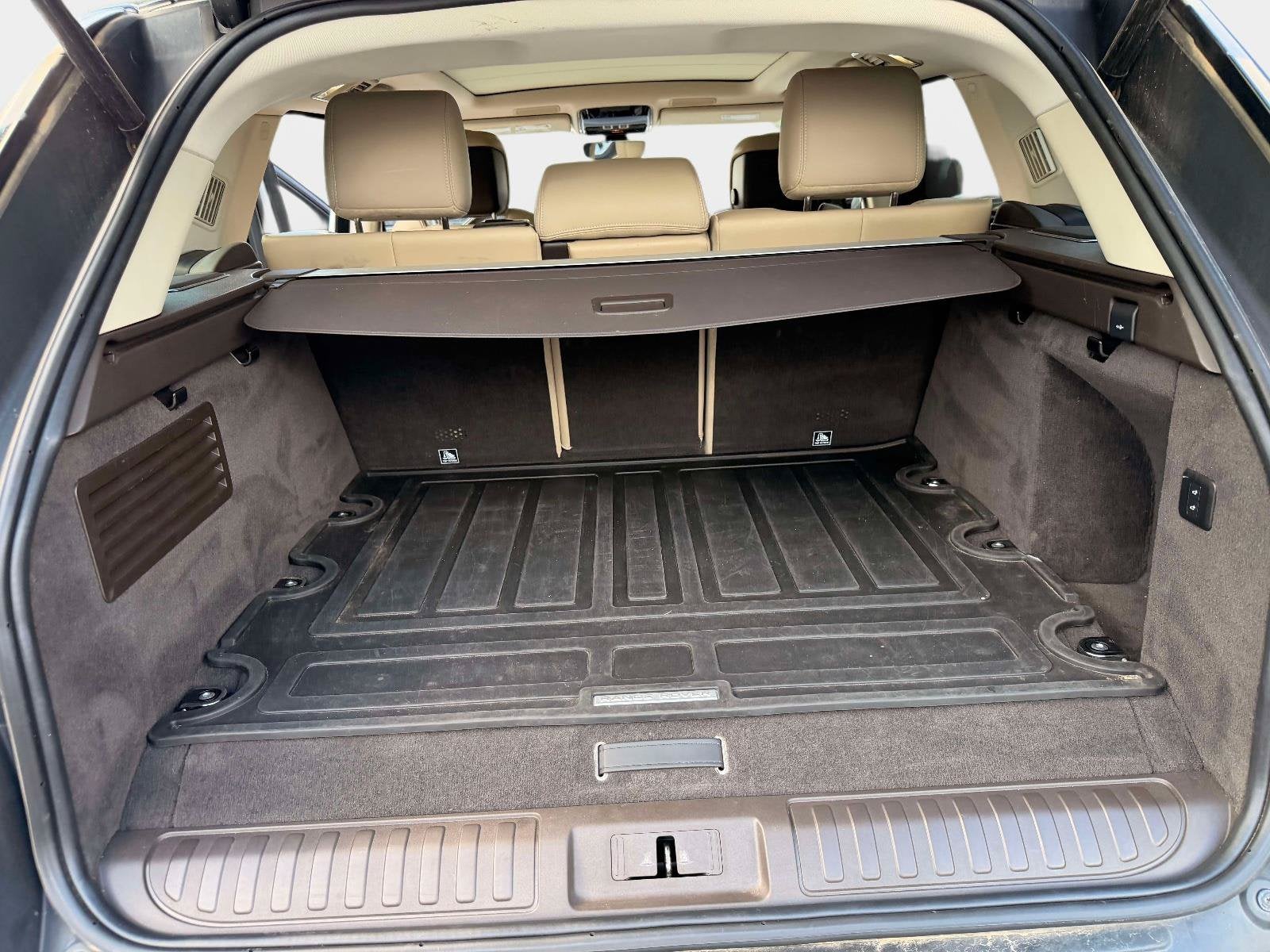 2021 Land Rover Range Rover Sport Plug-in Hybrid HSE Silver Edition