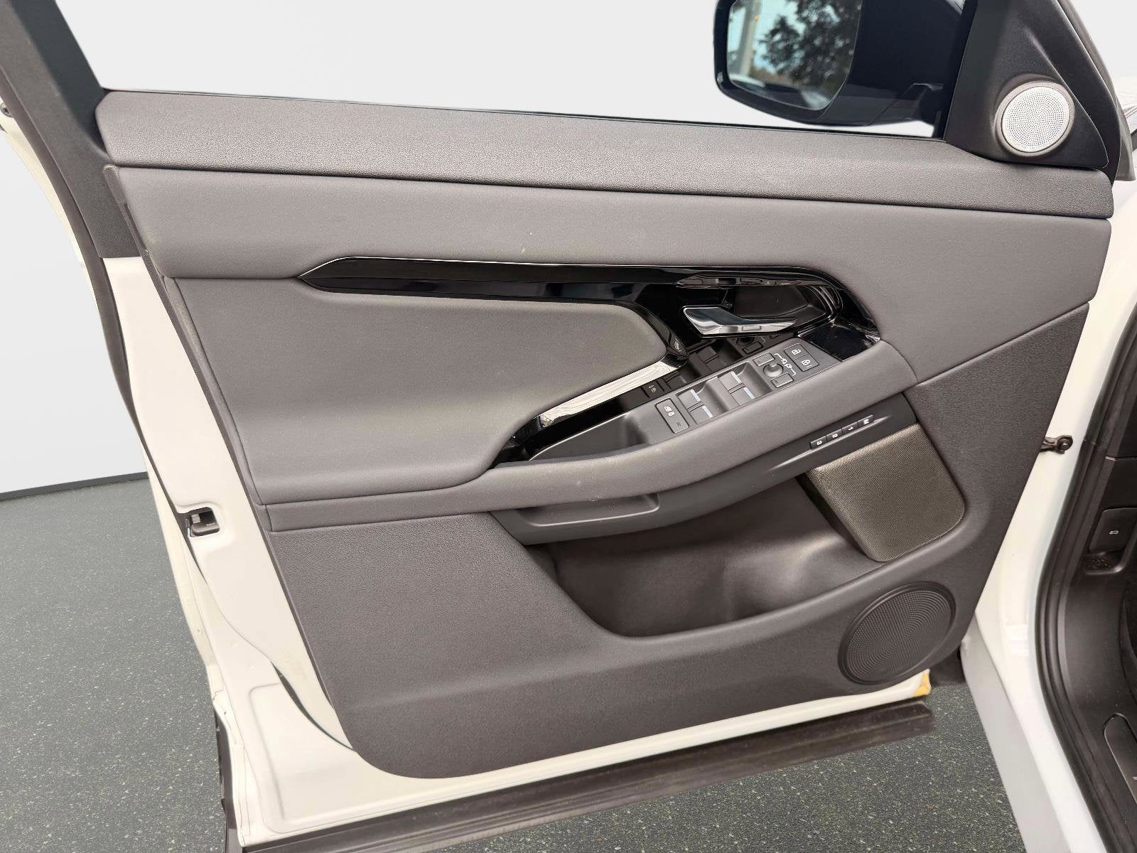 2026 Land Rover Range Rover Evoque Dynamic