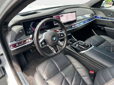 2025 BMW 740i xDrive 740i xDrive