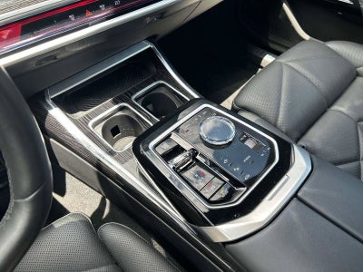 2025 BMW 740i xDrive 740i xDrive