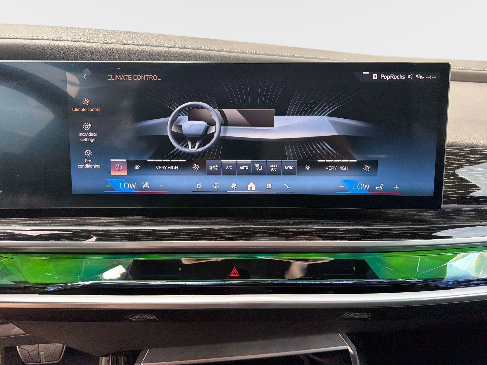 2025 BMW 740i xDrive 740i xDrive