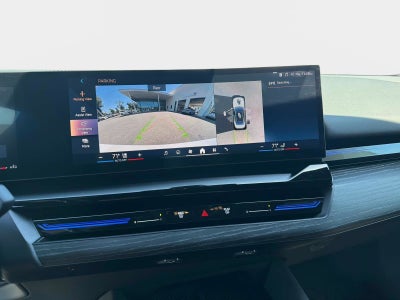 2025 BMW 530i 530i