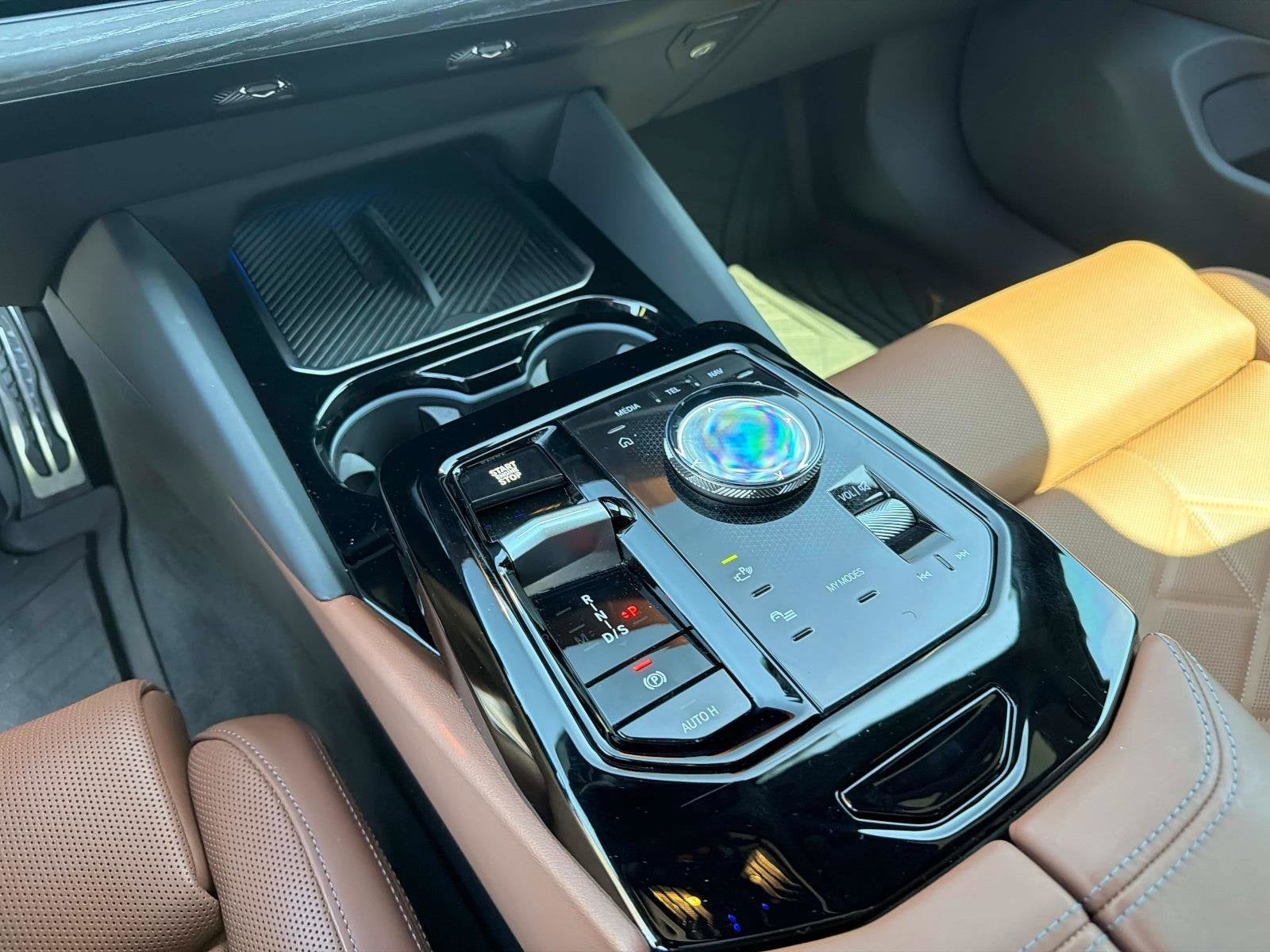 2025 BMW 530i 530i