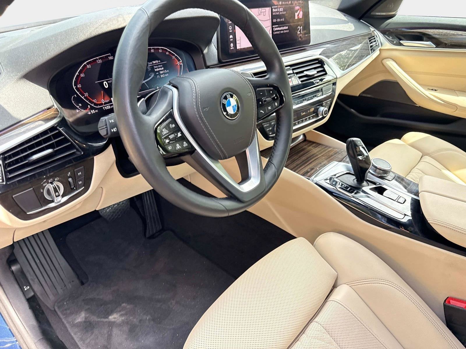 2023 BMW 540i 540i