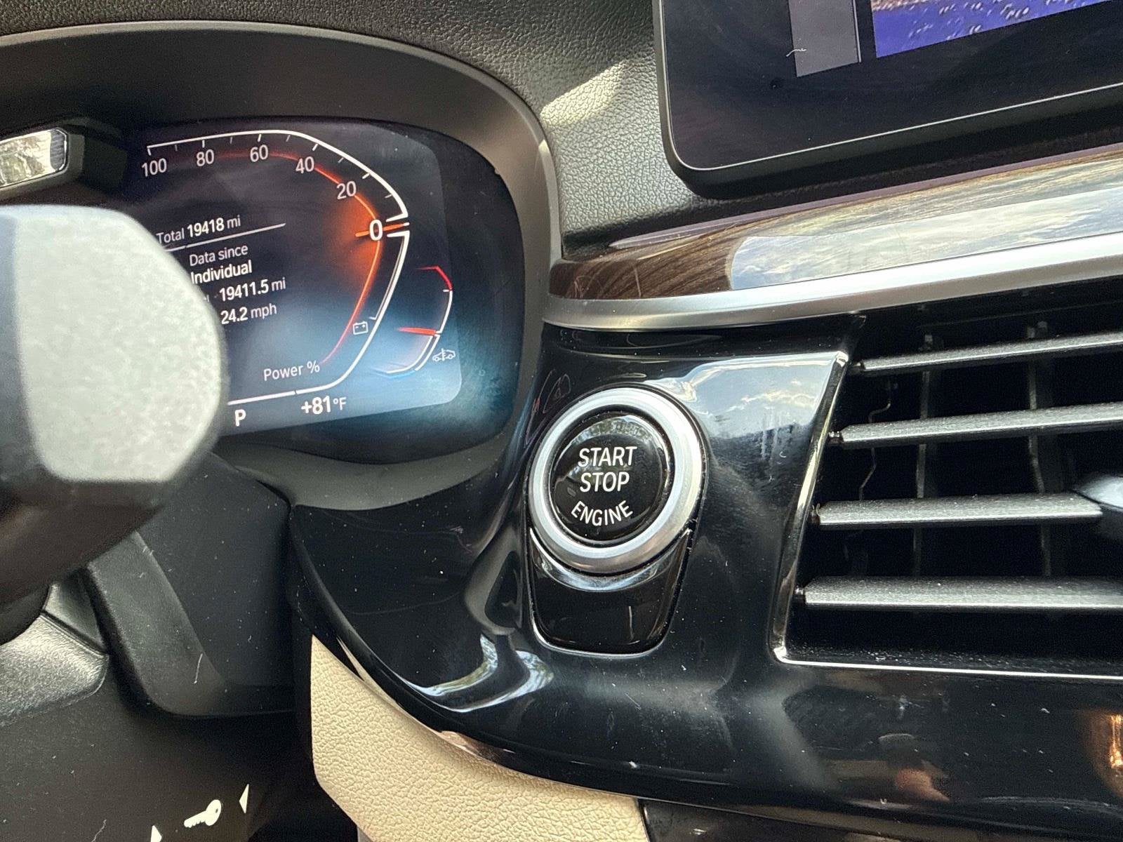 2023 BMW 540i 540i