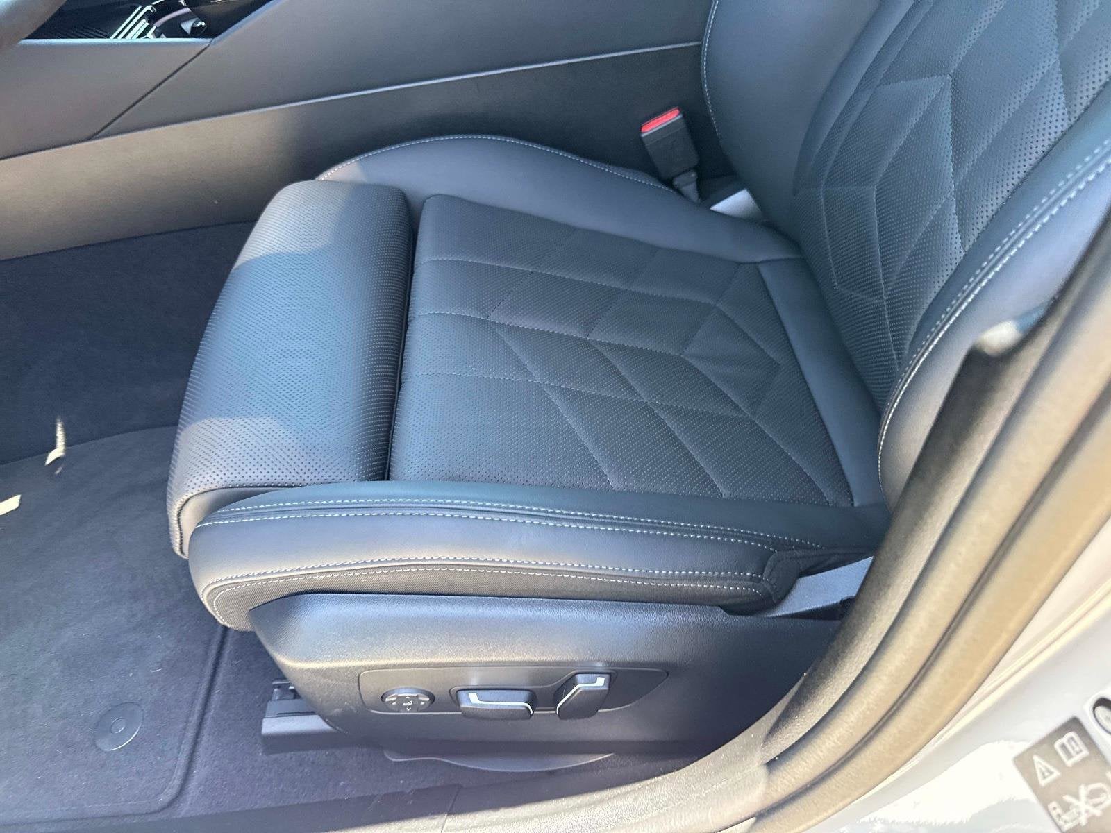 2024 BMW 540i 540i xDrive