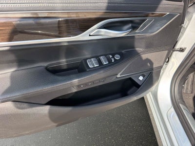 2019 BMW 7 Series 740i