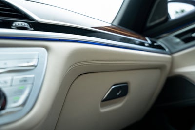 2021 BMW 7 Series 740i