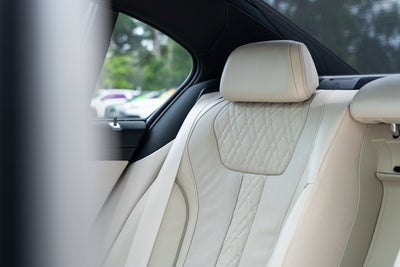 2021 BMW 7 Series 740i