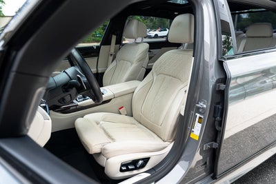 2021 BMW 7 Series 740i