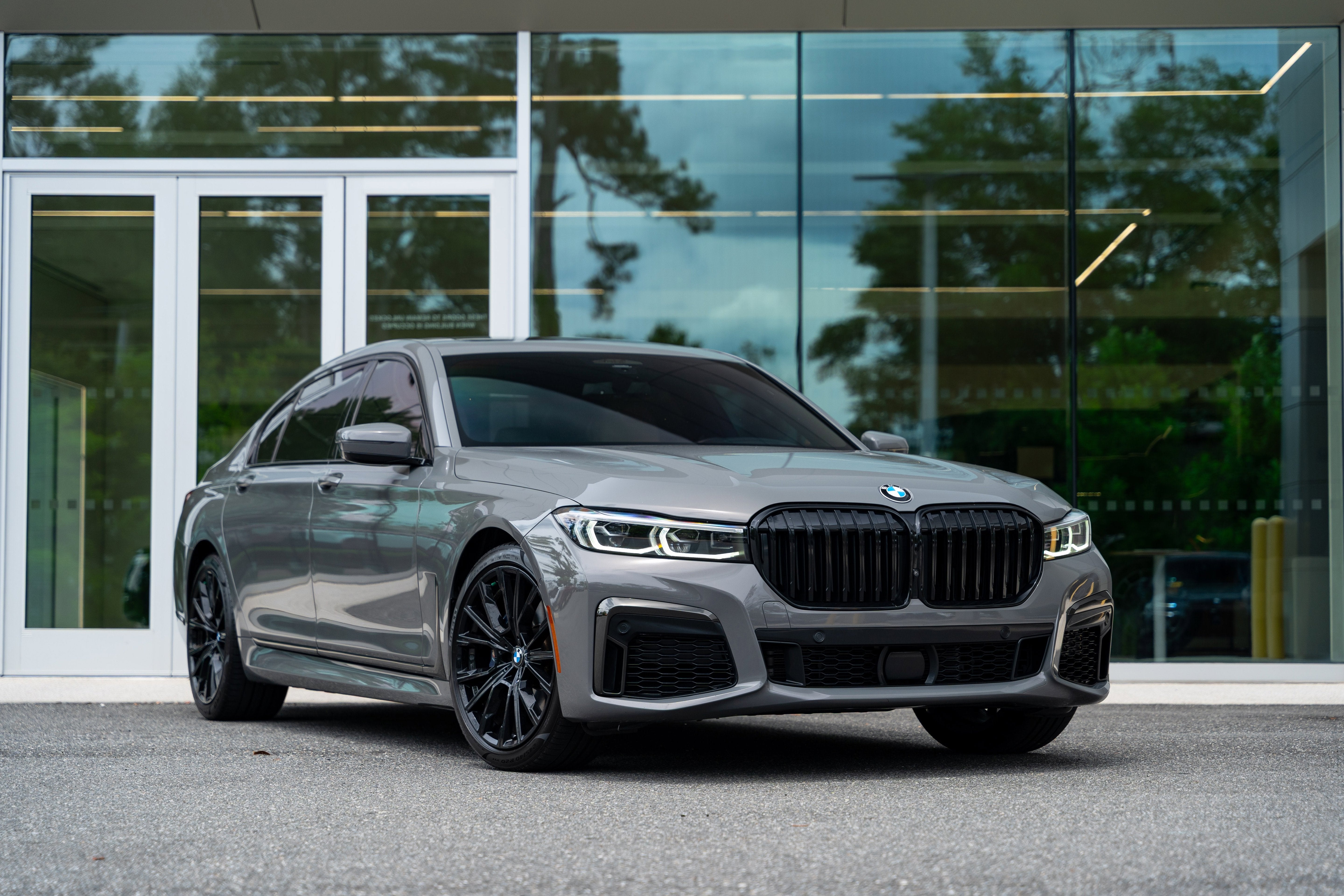 2021 BMW 7 Series 740i