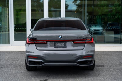 2021 BMW 7 Series 740i
