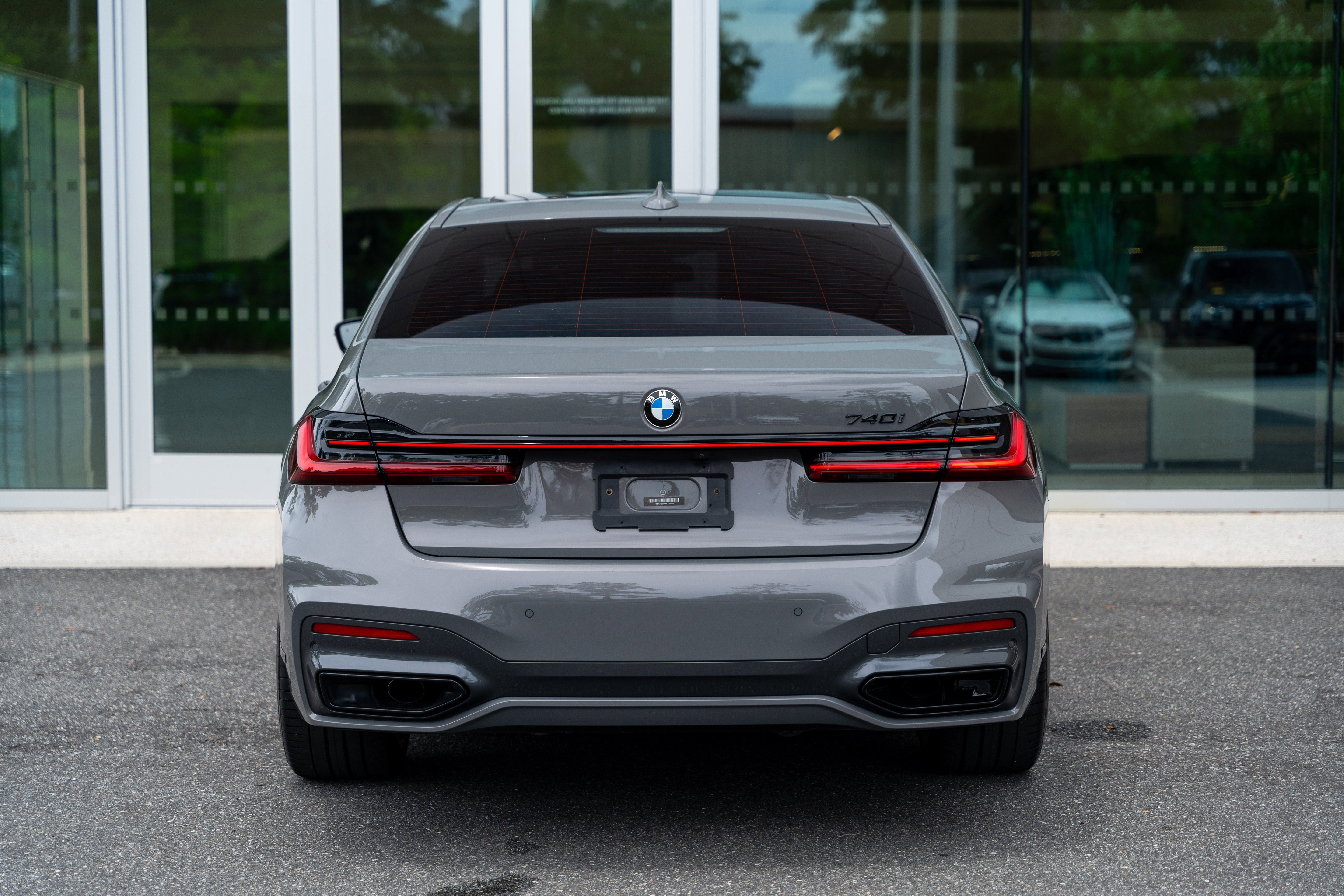 2021 BMW 7 Series 740i