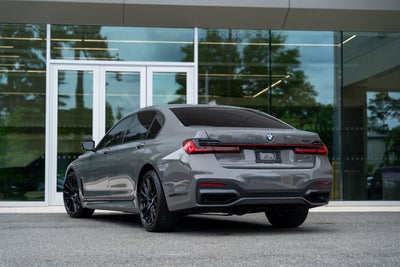 2021 BMW 7 Series 740i