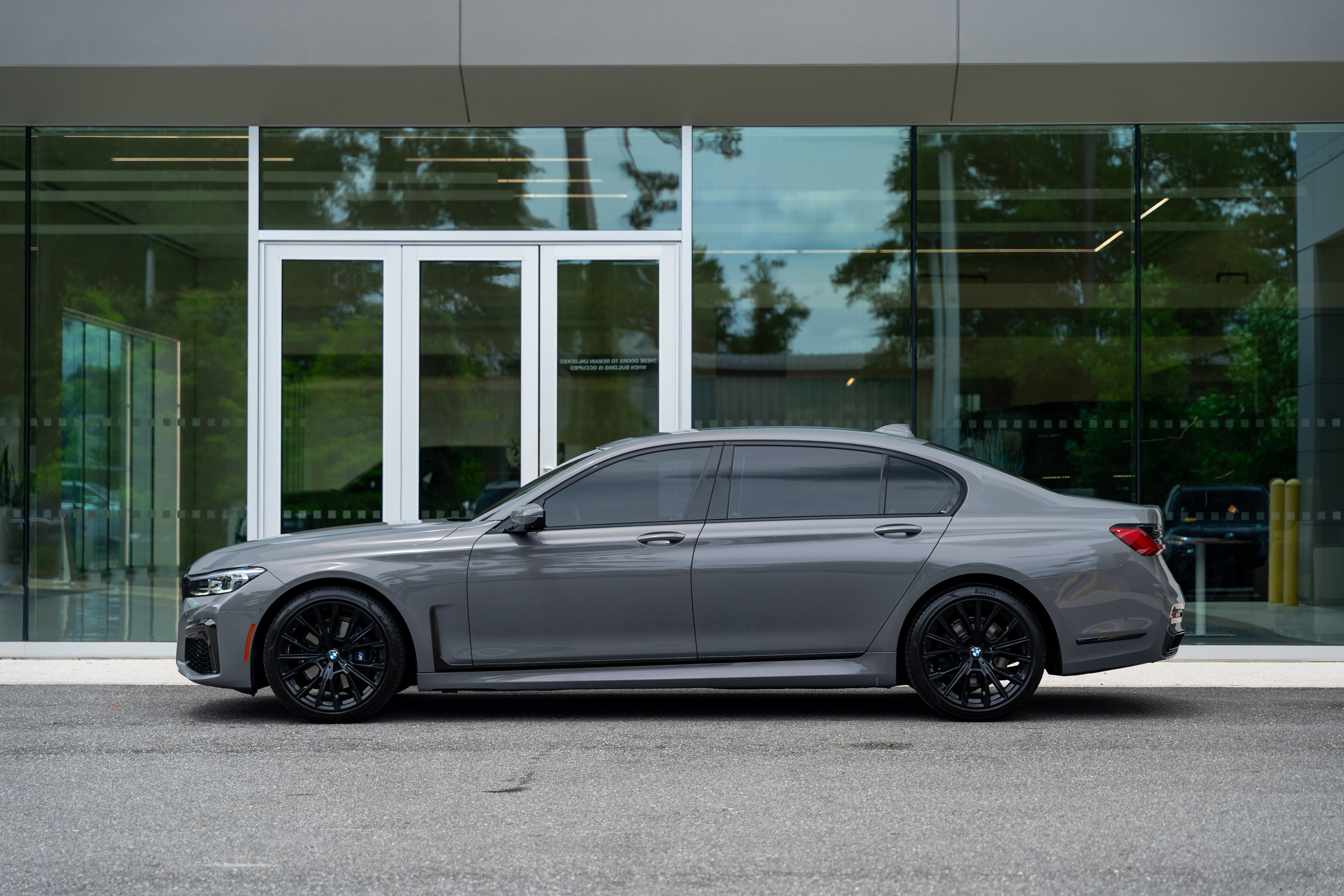 2021 BMW 7 Series 740i
