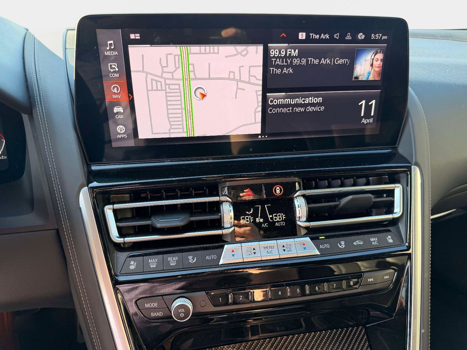 2025 BMW 8 Series M850i xDrive