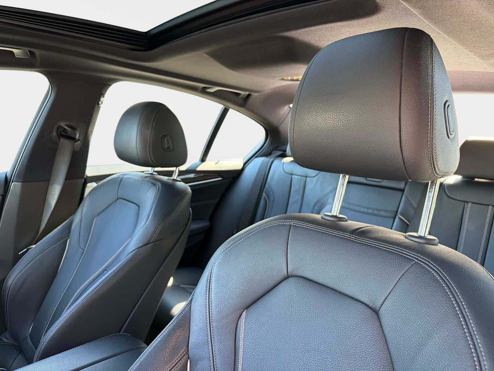 2019 BMW 5 Series 540i
