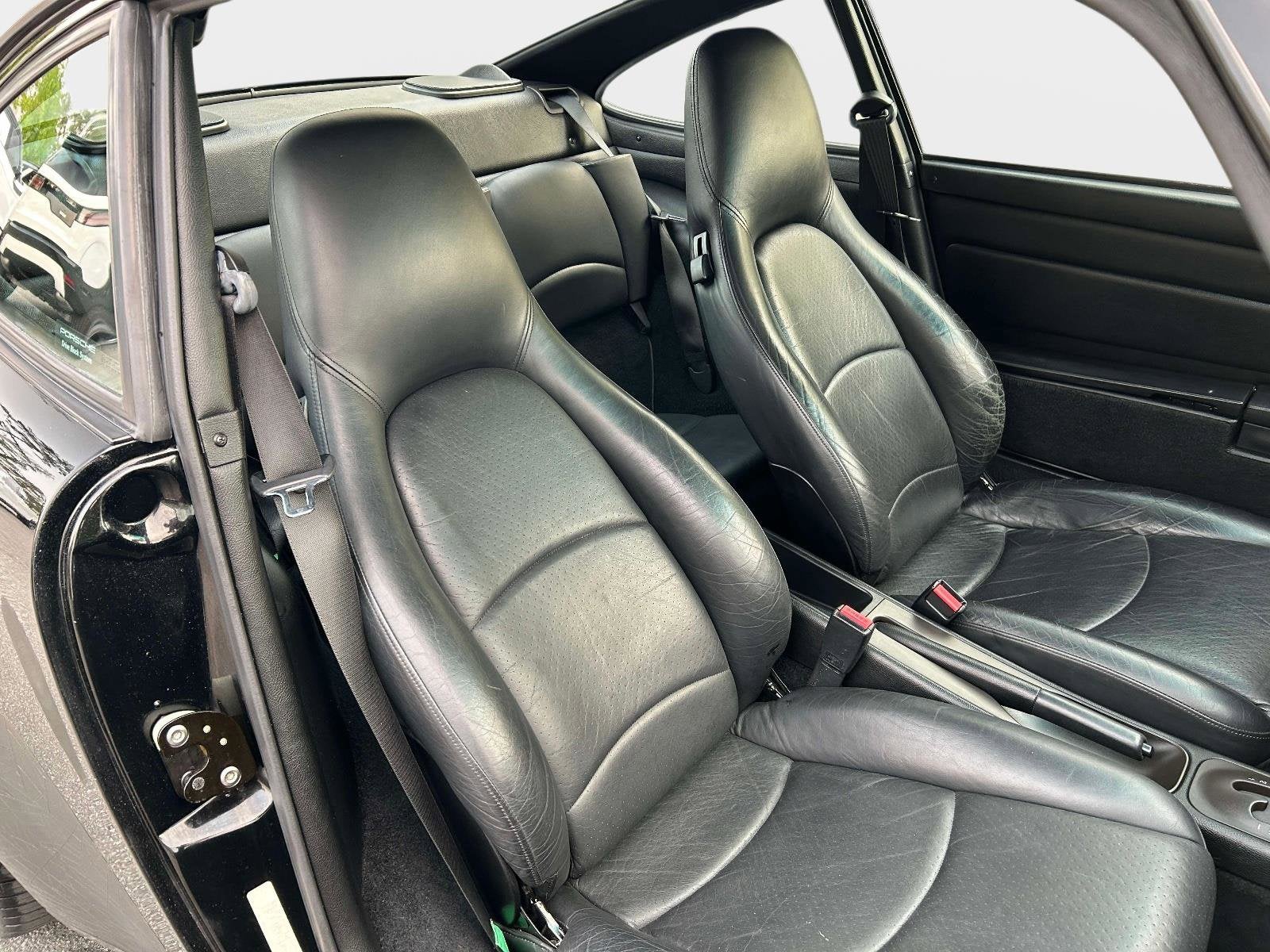 1996 Porsche 911 Carrera Base