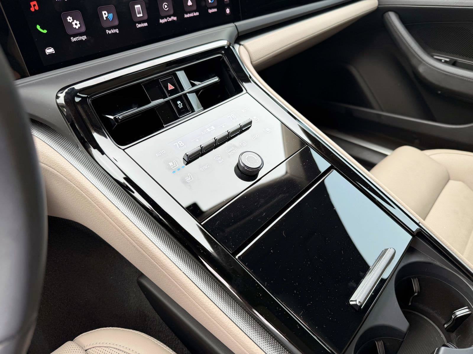 2025 Porsche Panamera Base