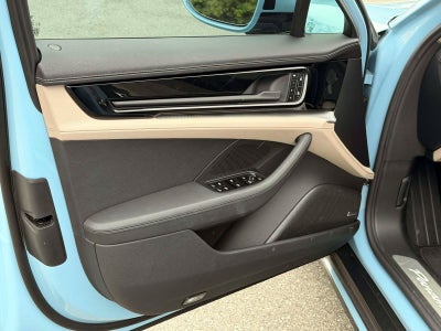 2025 Porsche Panamera Base