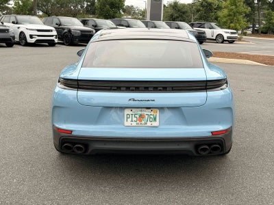 2025 Porsche Panamera Base