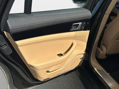 2022 Porsche Panamera Base