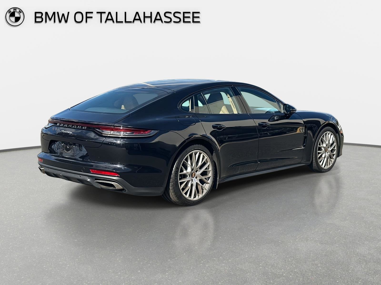 2022 Porsche Panamera Base