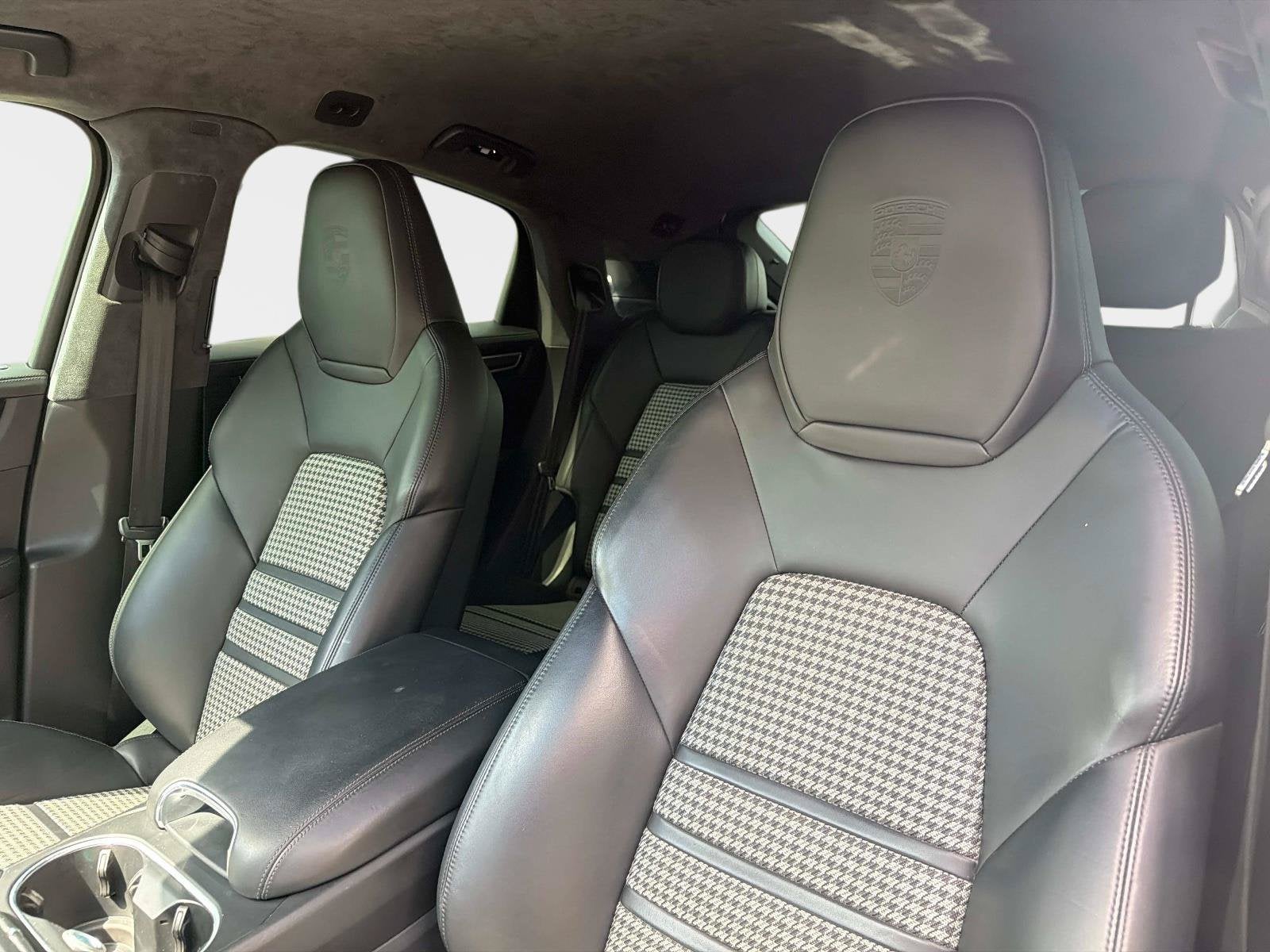 2020 Porsche Cayenne Turbo Coupe AWD