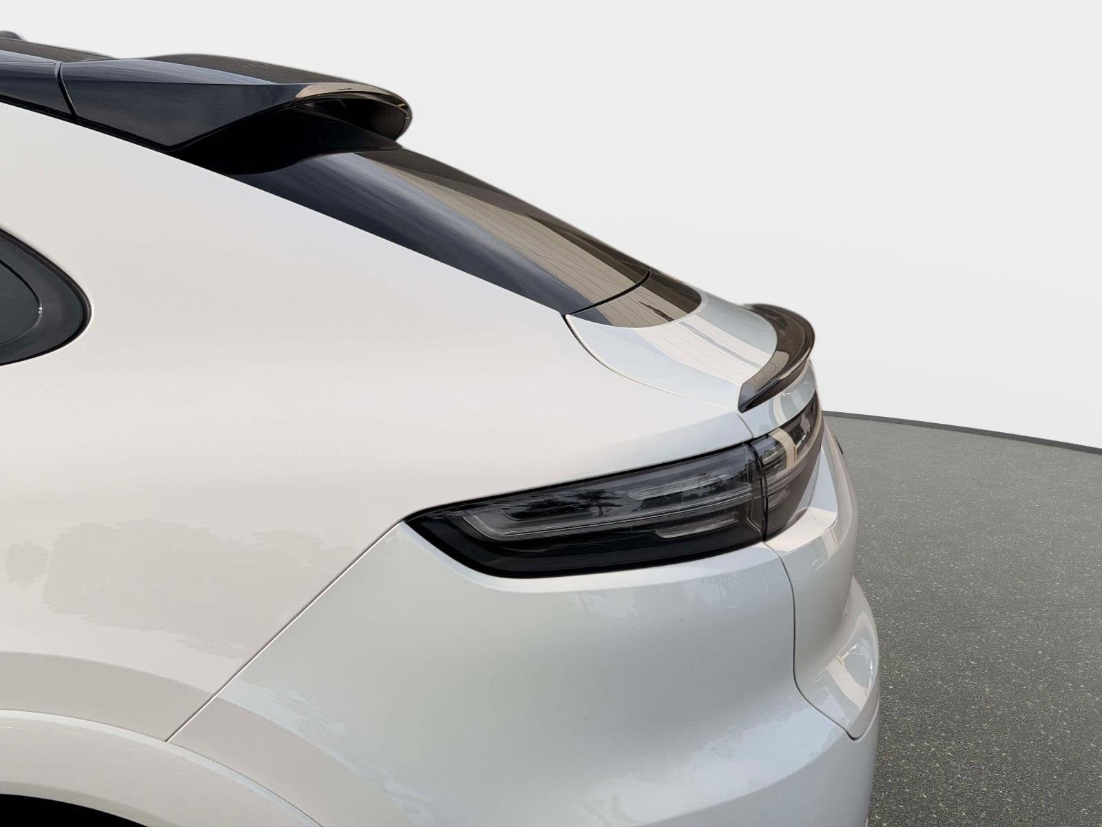 2021 Porsche Cayenne Coupe GTS