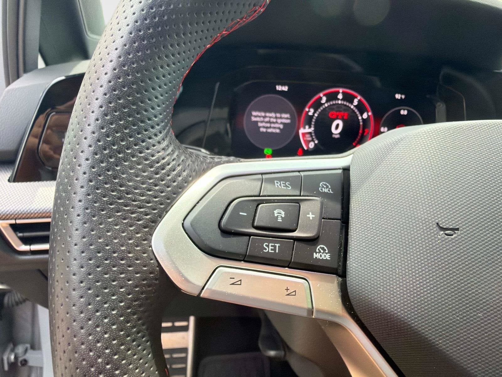 2025 Volkswagen Golf GTI 2.0T S DSG