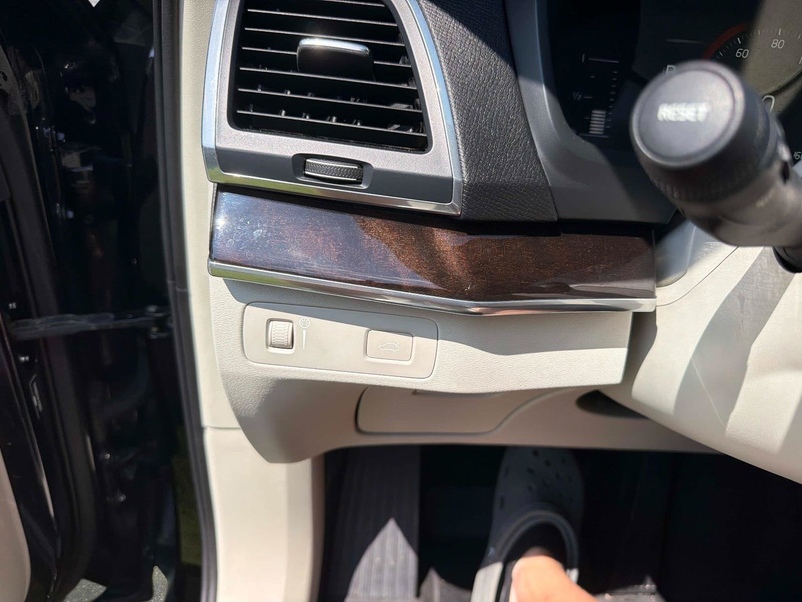 2019 Volvo XC90 T5 Momentum