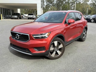 2019 Volvo XC40 Momentum