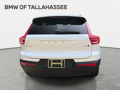 2025 Volvo XC40 B5 Plus Dark Theme