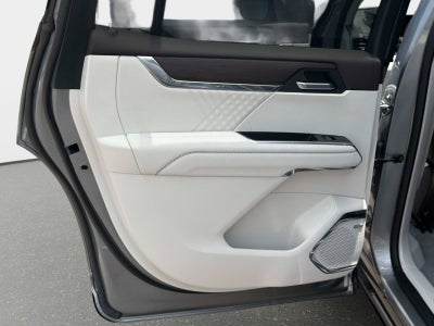 2025 GMC Acadia FWD Denali