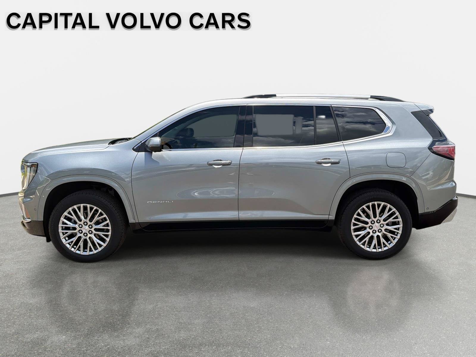 2025 GMC Acadia FWD Denali