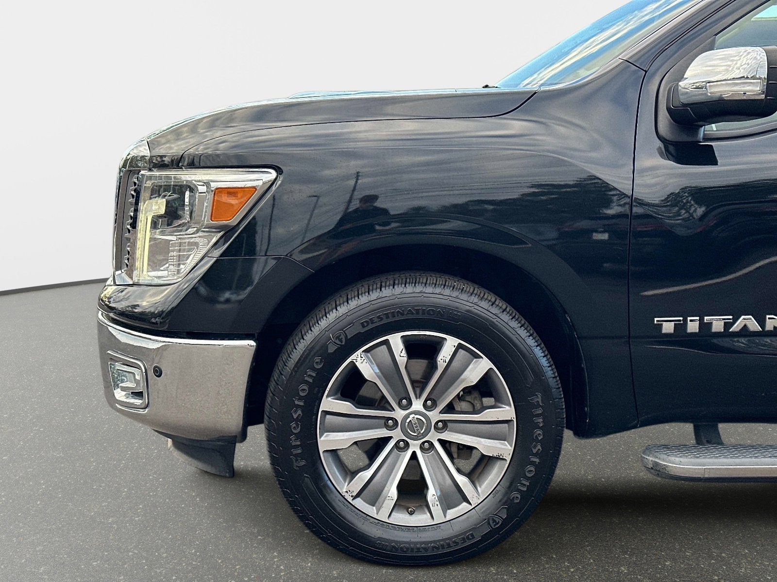 2018 Nissan Titan SL