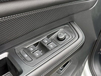 2026 Volkswagen Atlas Cross Sport 2.0T SEL R-Line Black