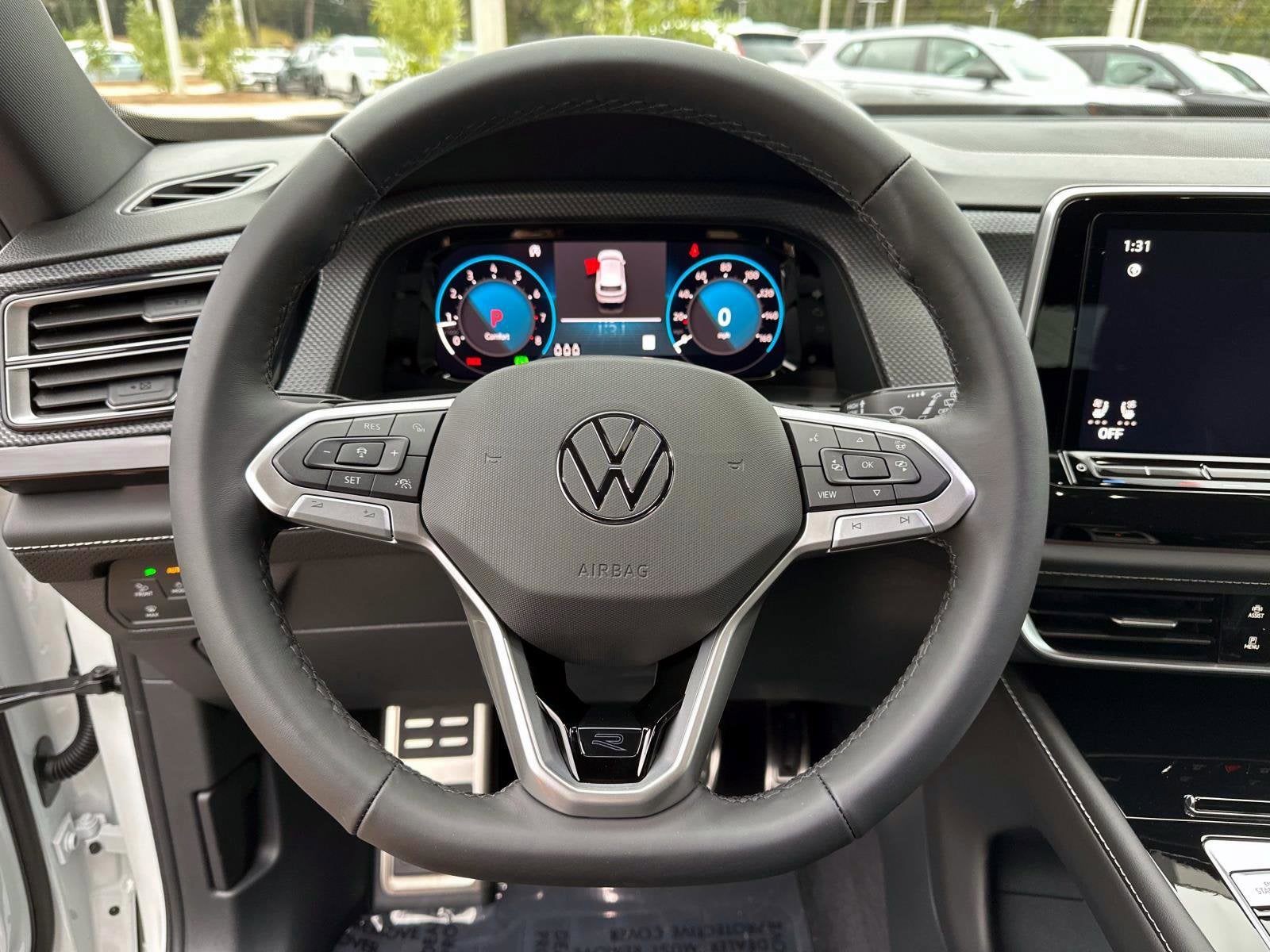 2026 Volkswagen Atlas Cross Sport 2.0T SEL R-Line Black