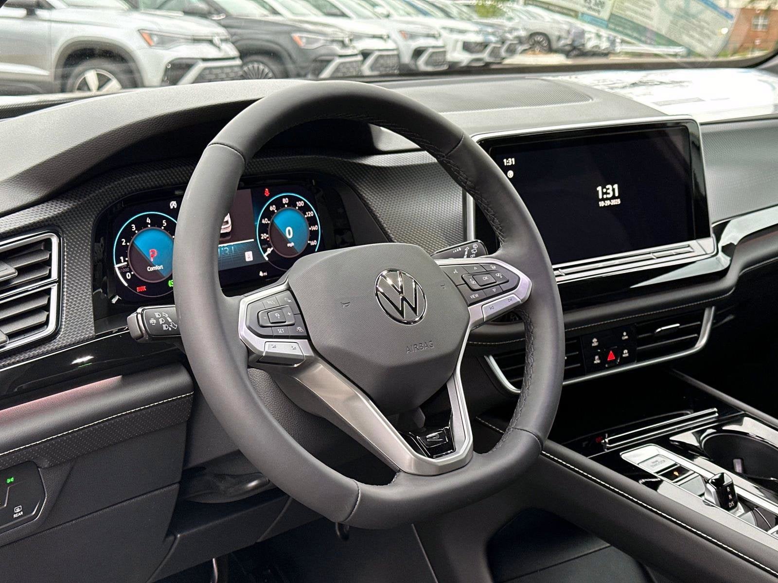 2026 Volkswagen Atlas Cross Sport 2.0T SEL R-Line Black