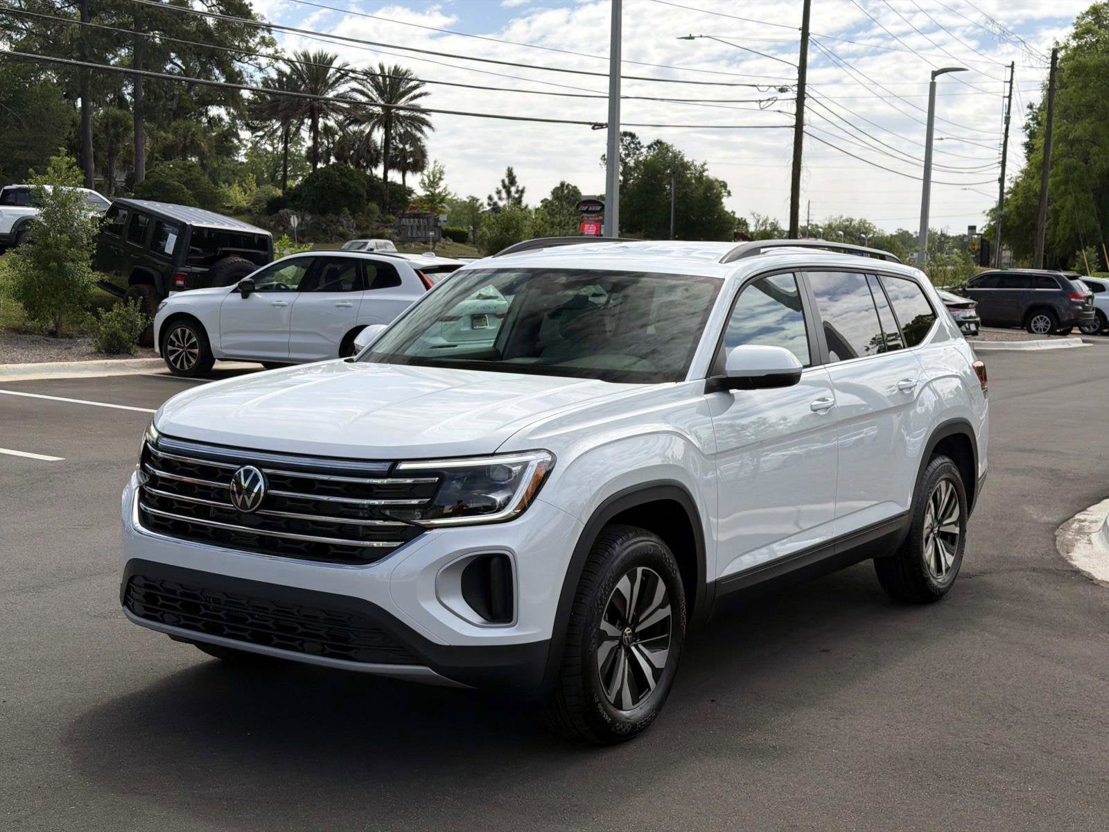 2026 Volkswagen Atlas 2.0T SE