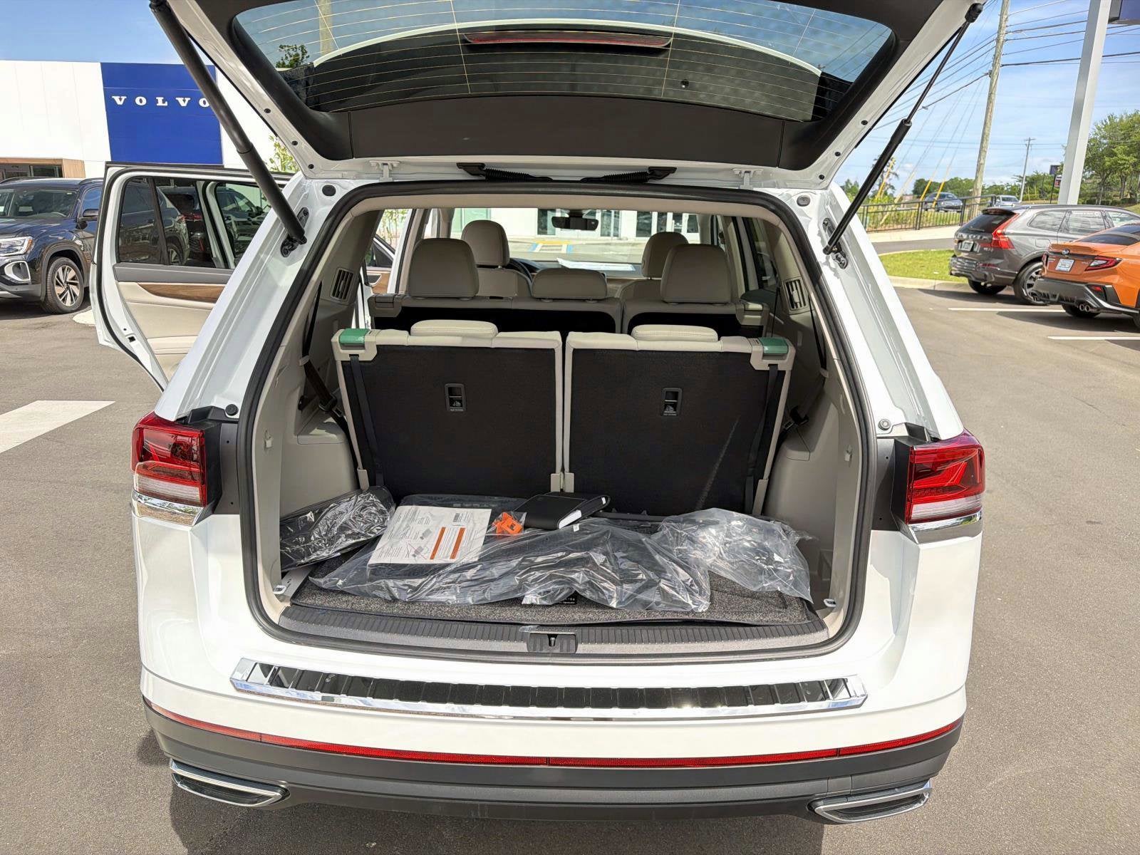2026 Volkswagen Atlas 2.0T SE