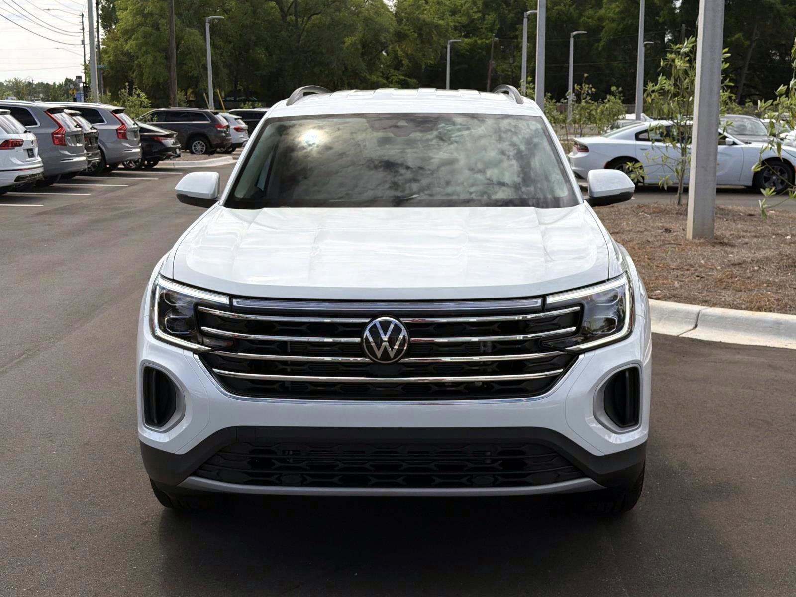 2026 Volkswagen Atlas 2.0T SE