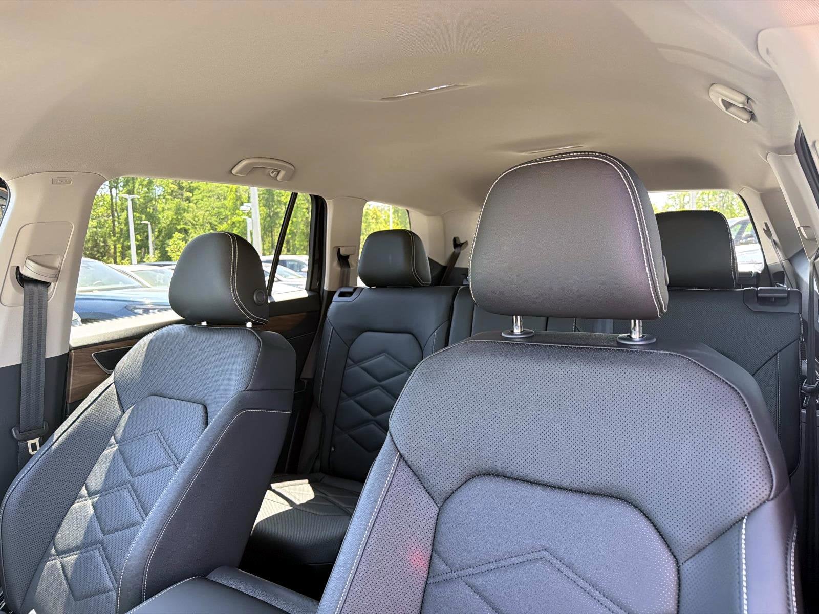 2026 Volkswagen Atlas 2.0T SE