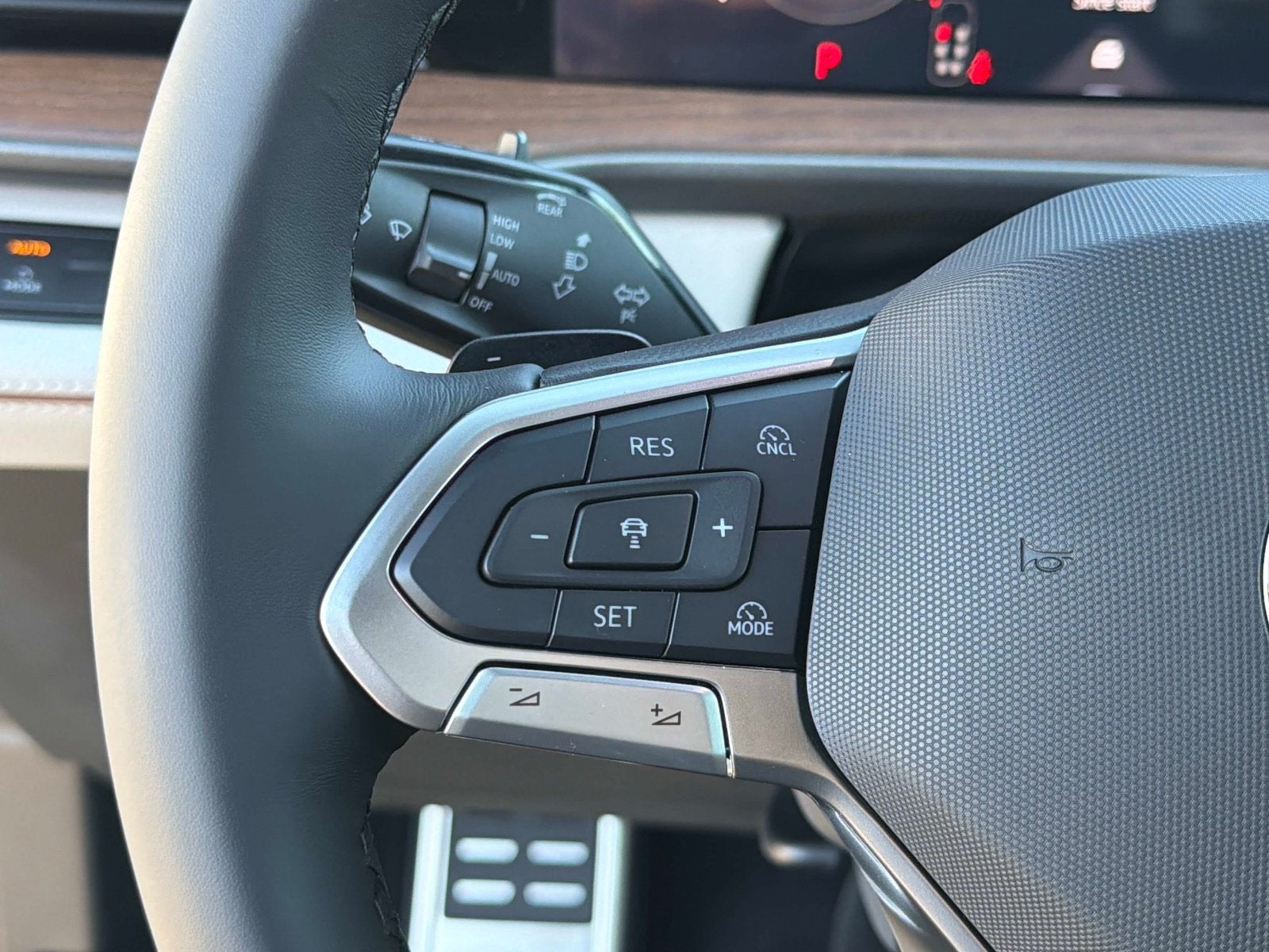 2027 Volkswagen Atlas SEL Premium R-Line