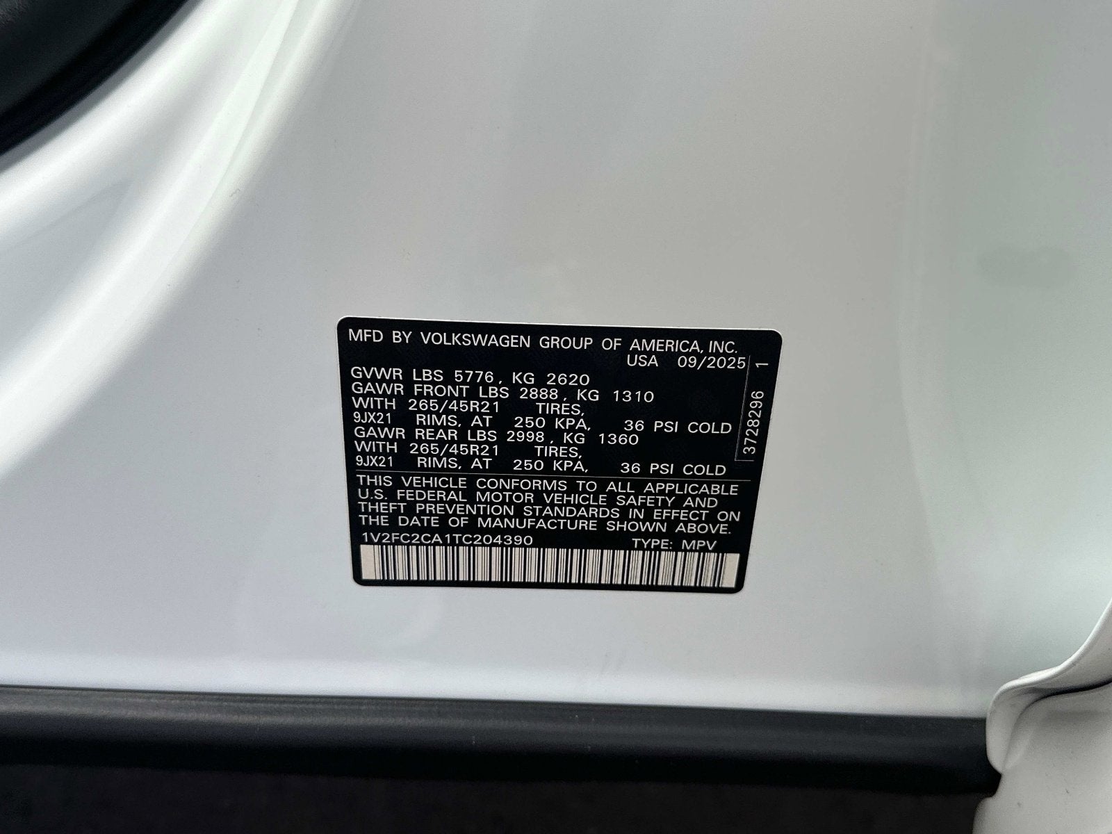 2026 Volkswagen Atlas Cross Sport 2.0T SEL Premium R-Line