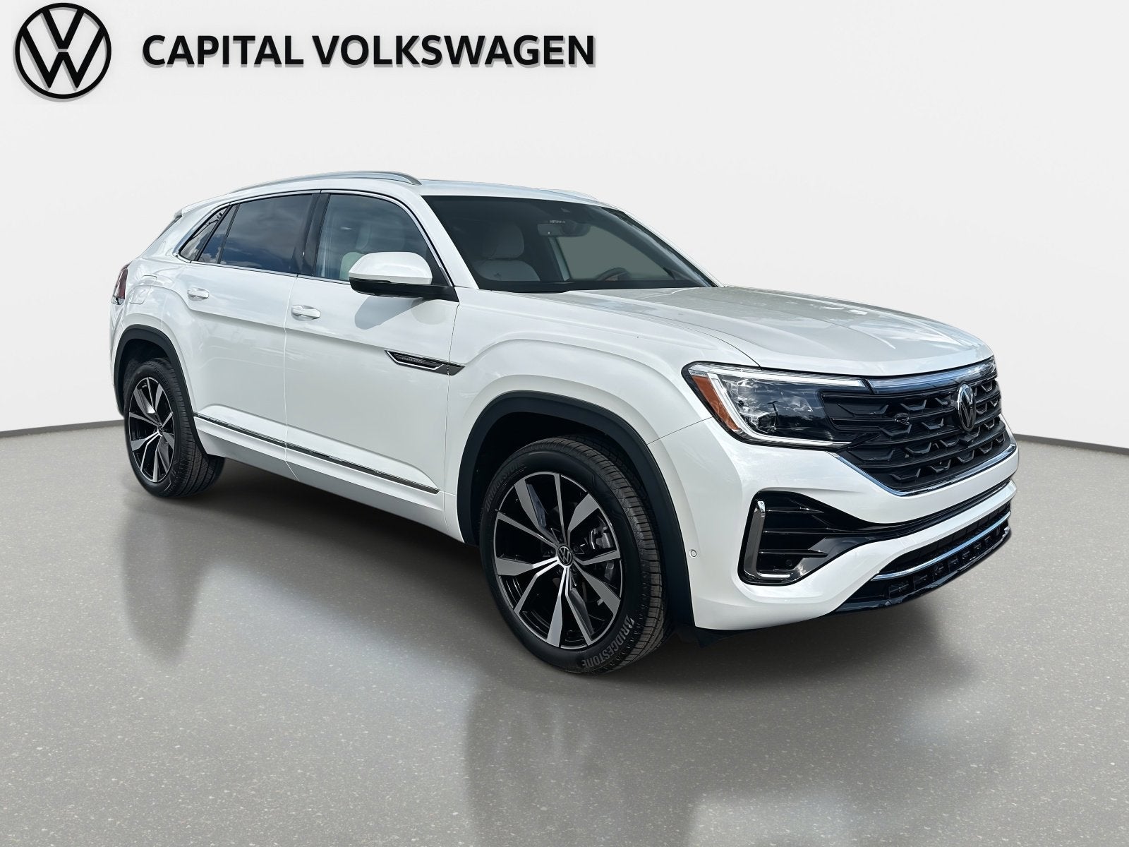 2026 Volkswagen Atlas Cross Sport 2.0T SEL Premium R-Line