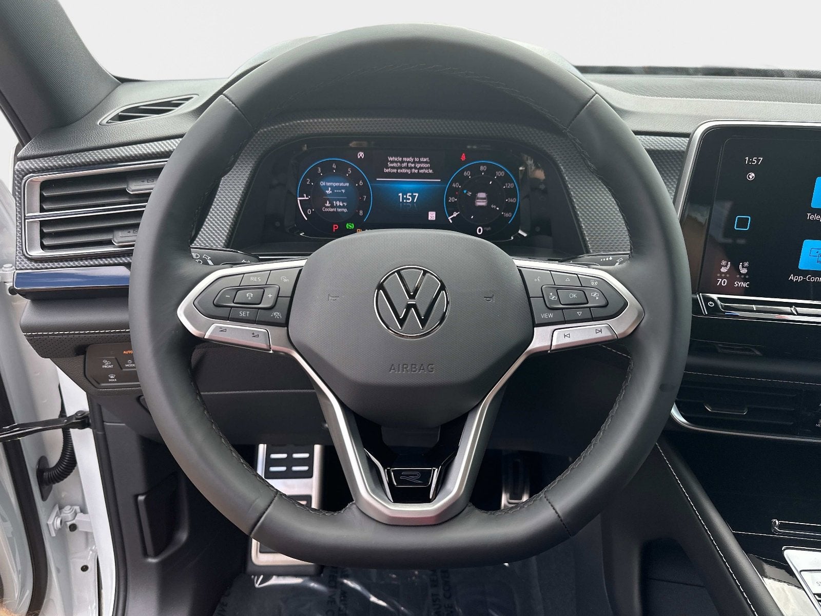 2026 Volkswagen Atlas Cross Sport 2.0T SEL Premium R-Line