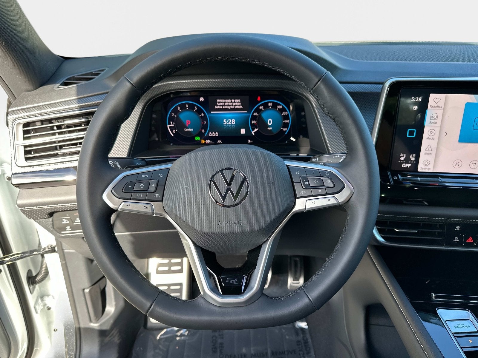 2025 Volkswagen Atlas Cross Sport 2.0T SEL Premium R-Line